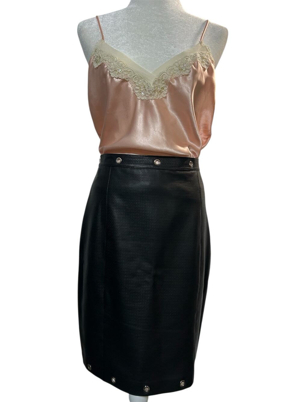 Womens Black Perforated Genuine Leather Skirt Size 6 8 Grommets Eyelets Edgy